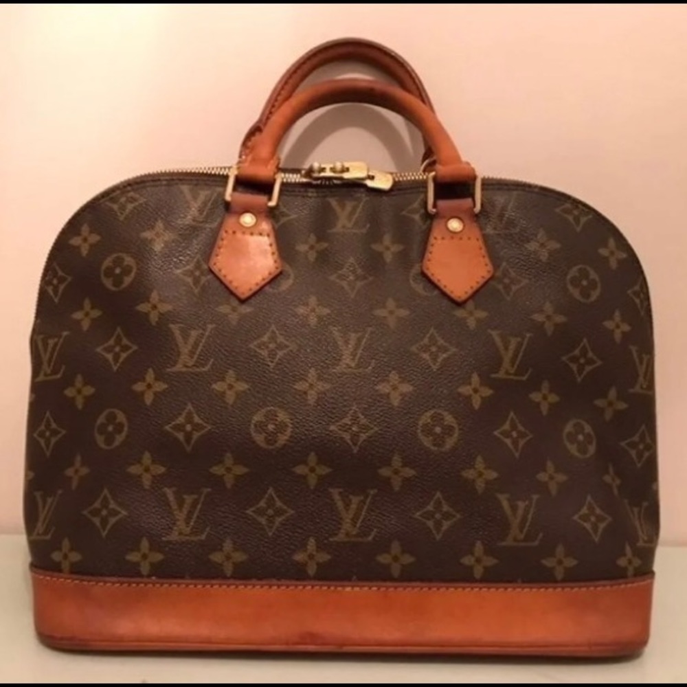 Authentic Louis Vuitton Alma PM
